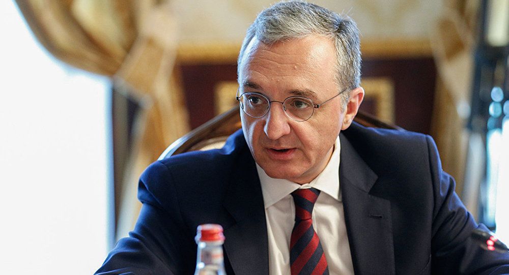 Զոհրաբ Մնացականյանը հեռախոսազրույց է ունեցել Հունաստանի ԱԳ նախարարի հետ