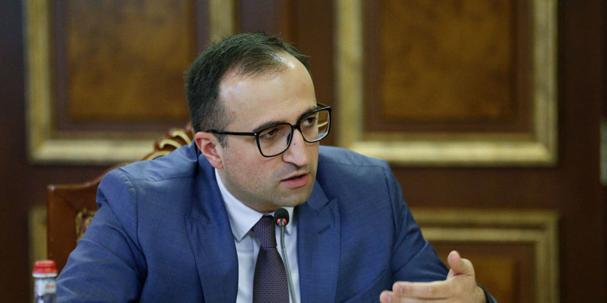Արսեն Թորոսյանը Արարատի մարզպետի հետ այցելել է Արտաշատի բժշկական կենտրոն