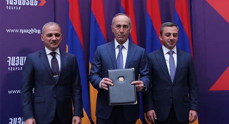 Հ1-ը և Հանրային ռադիոն հրաժարվել են լուսաբանել Քոչարյանի, Հակոբյանի Սաղաթելյանի ասուլիսը