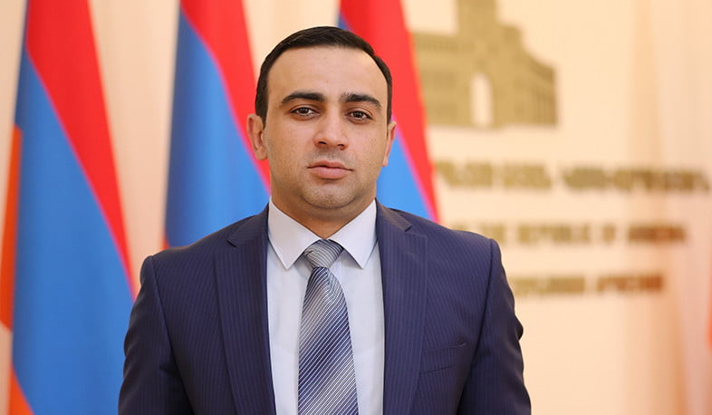 Նիկոլ Փաշինյանը հեռախոսազրույց է ունեցել վրաերթի ենթարկված Սոնա Մնացականյանի հայրիկի հետ. Տարոն Չախոյան