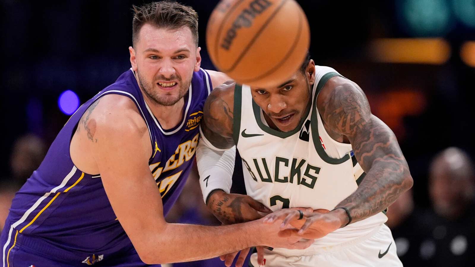 Luka Dončić vs LeBron James