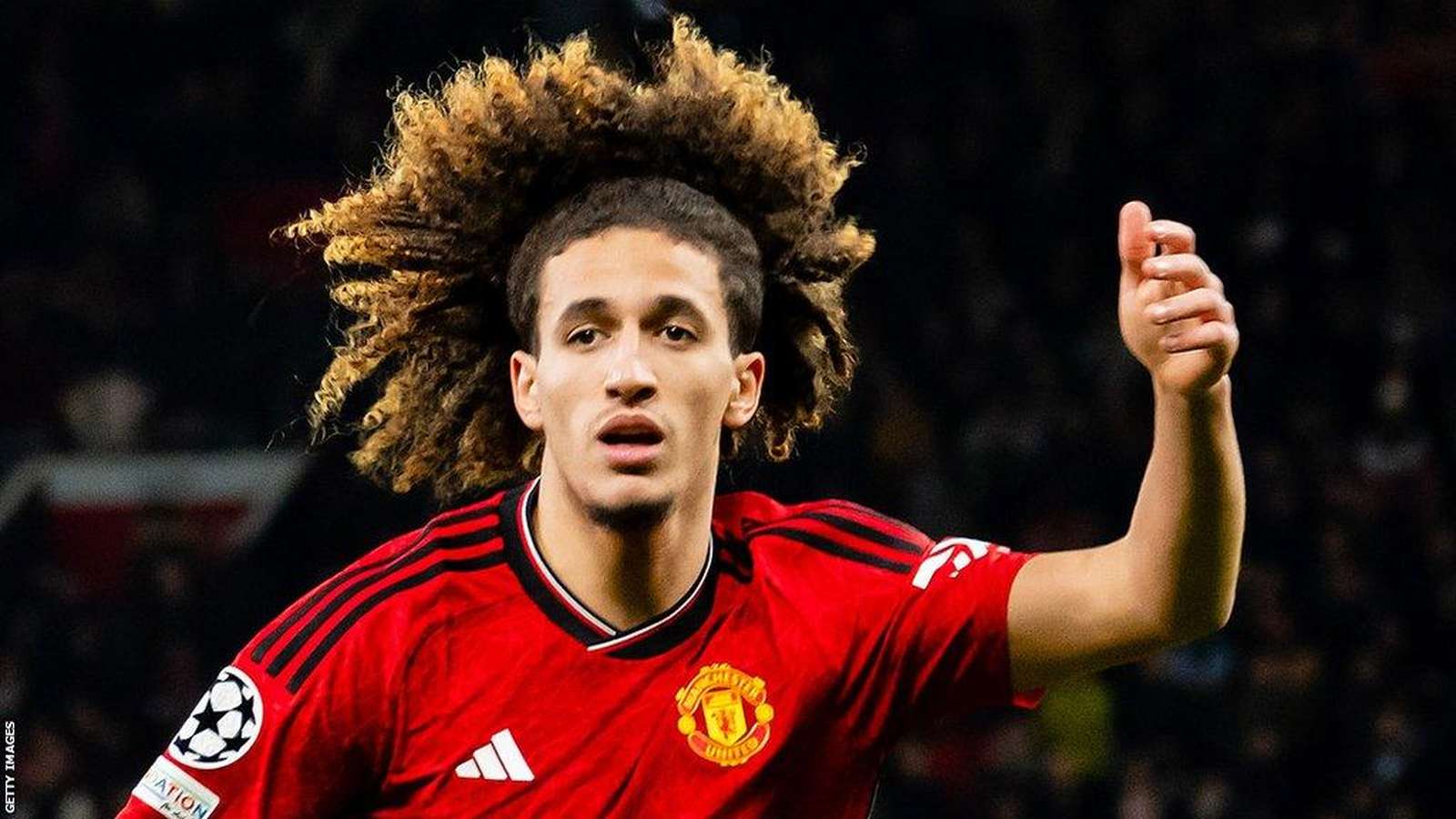 Hannibal Mejbri playing football