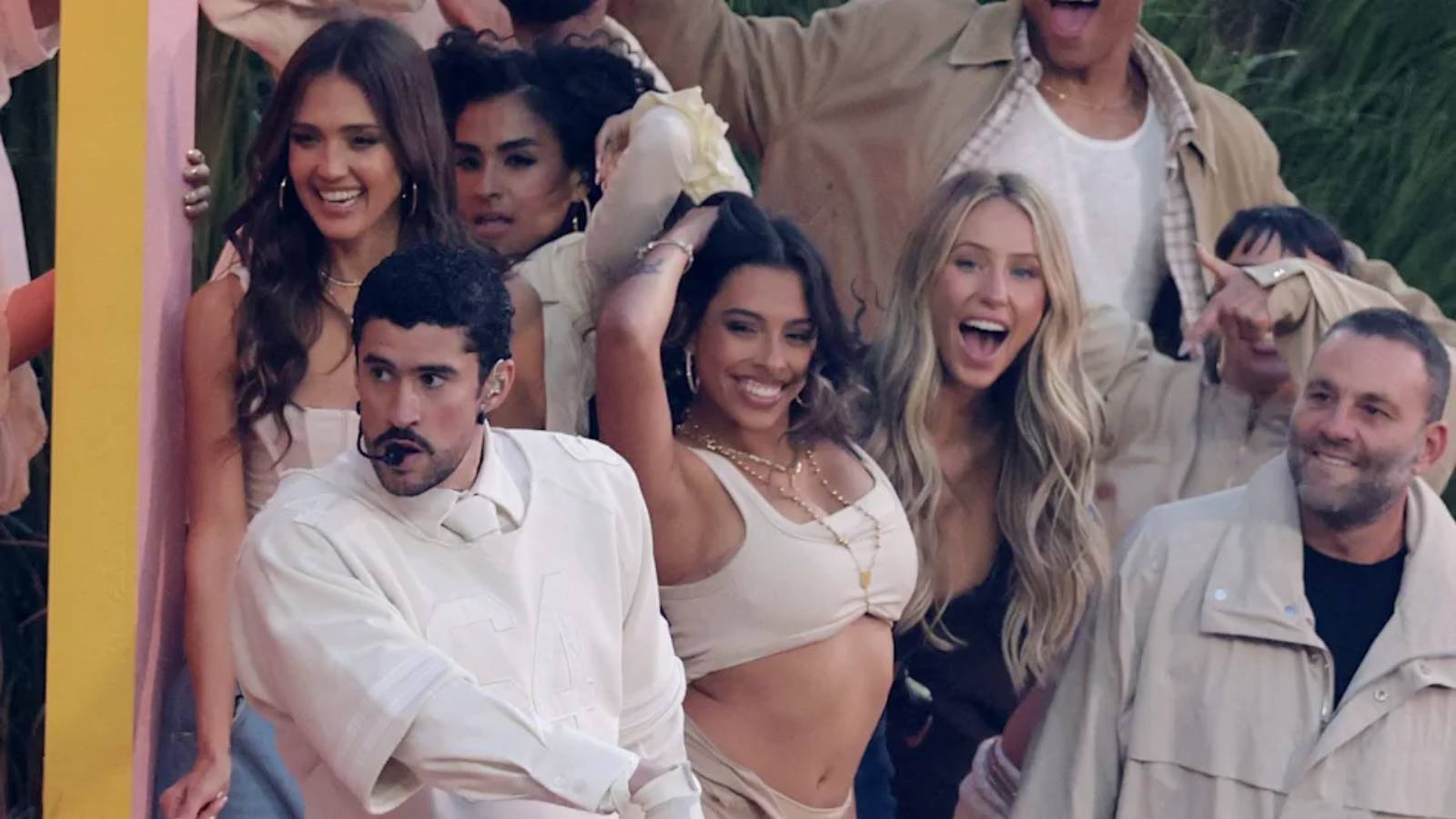 Jessica Alba & Bad Bunny