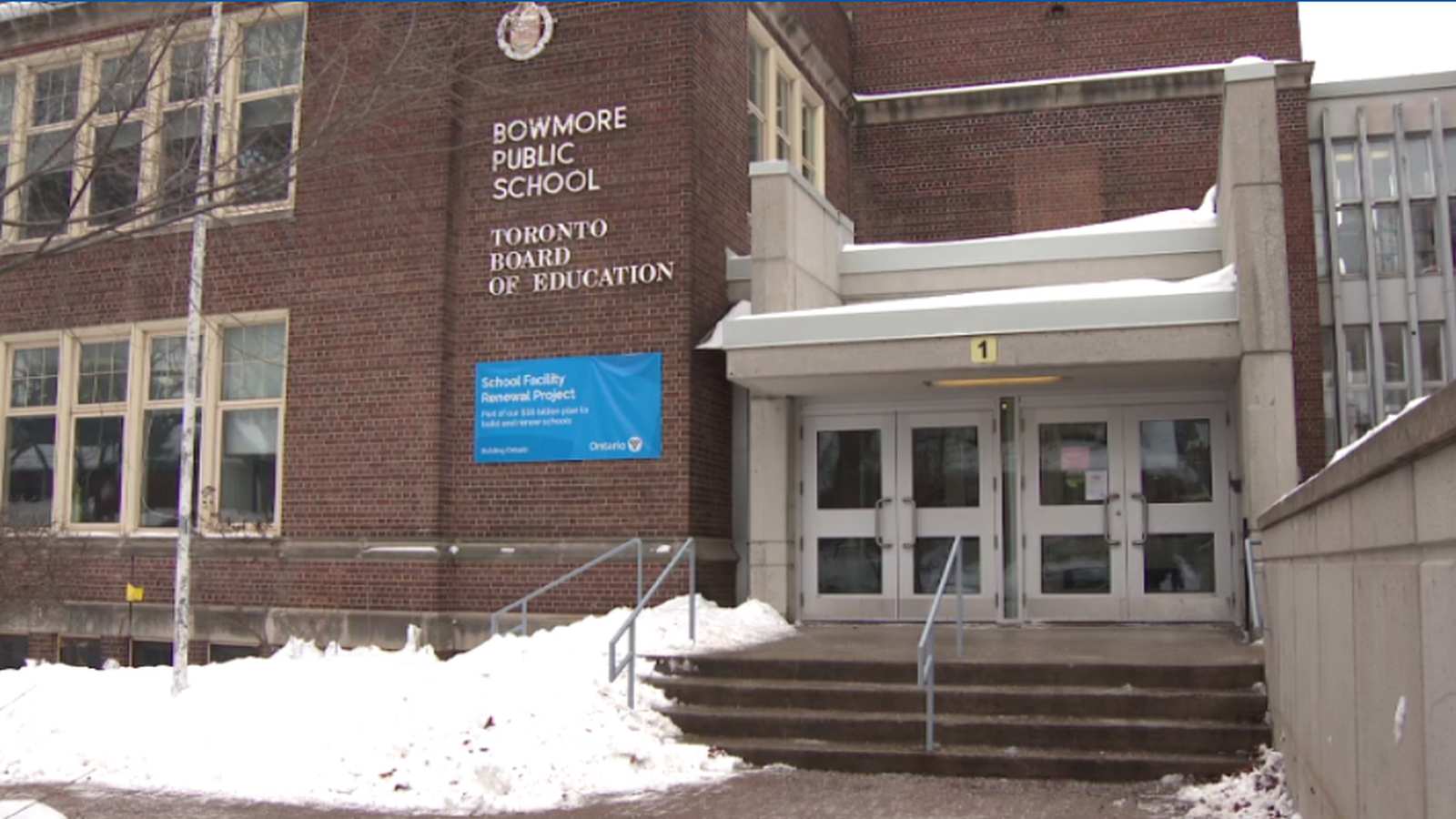 Parents protesting outside Bowmore School
