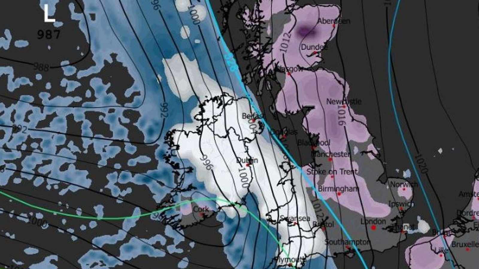 Winter weather in rural Ireland