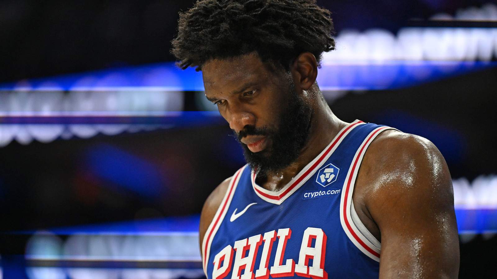 Joel Embiid practicing on court