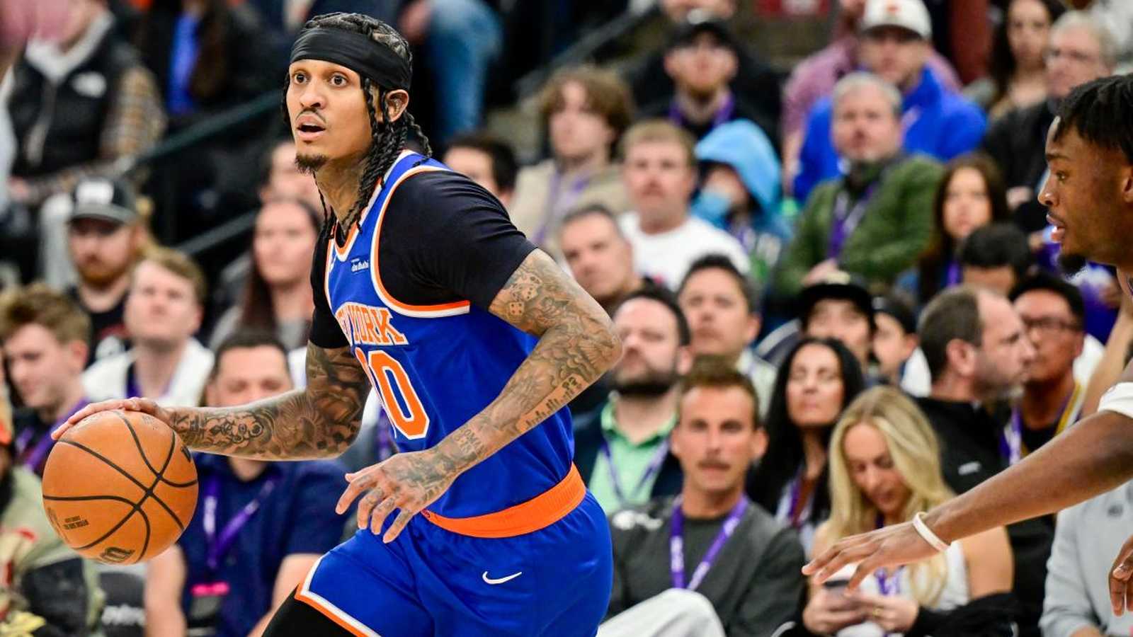 Jordan Clarkson playing basketball