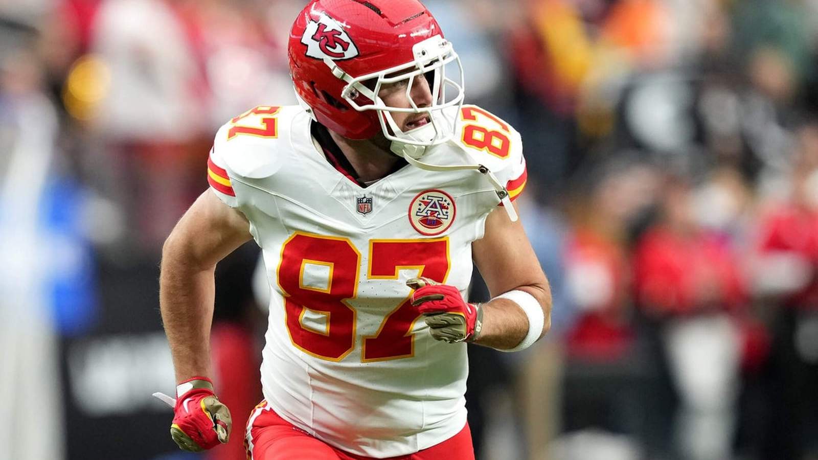 Travis Kelce on the field