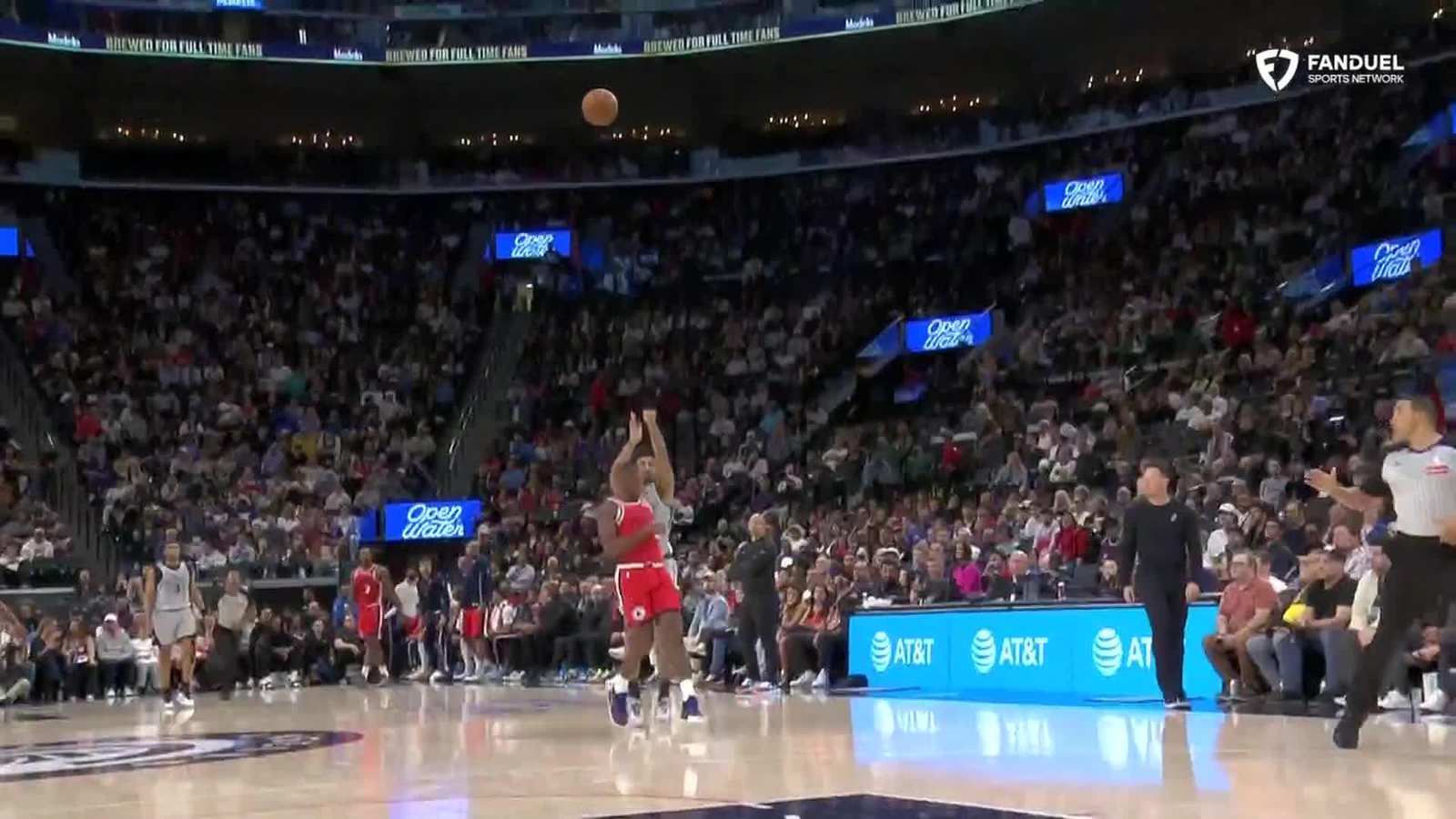 Dylan Harper shooting basketball