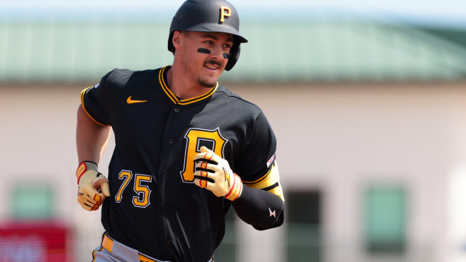 Konnor Griffin in Pirates uniform