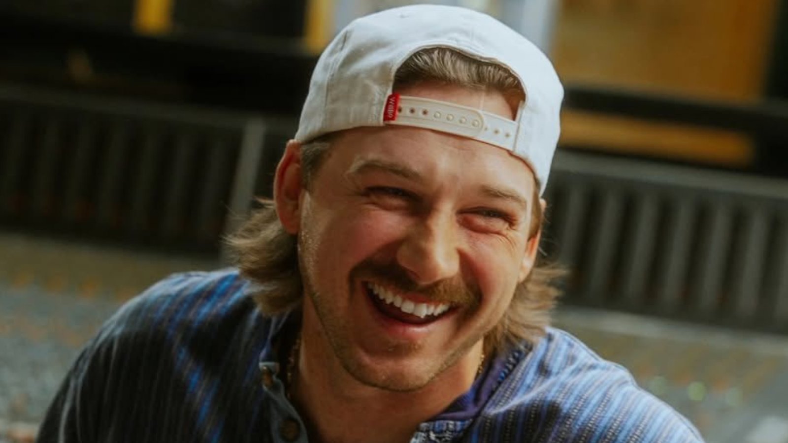 Morgan Wallen in recording studio