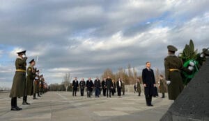 Polish President Pays Tribute to Victims of the Armenian Genocide