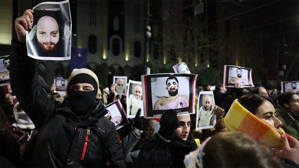 Mounting Pressure on Georgian Government. Updates for 25-27 December (VIDEO)