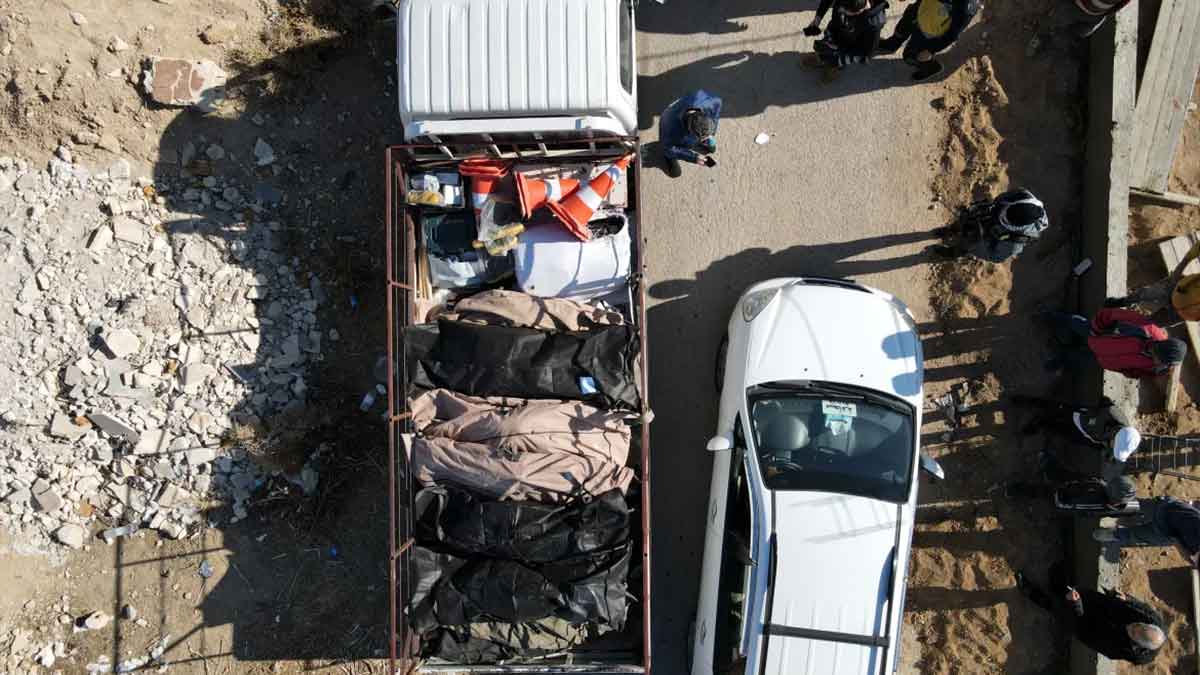Thousands of Bodies Discovered in Syria’s Mass Graves (IMAGES)