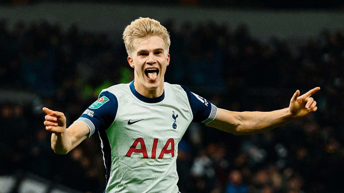 Tottenham Edges Liverpool 1-0 in EFL Cup Semi-Final First Leg