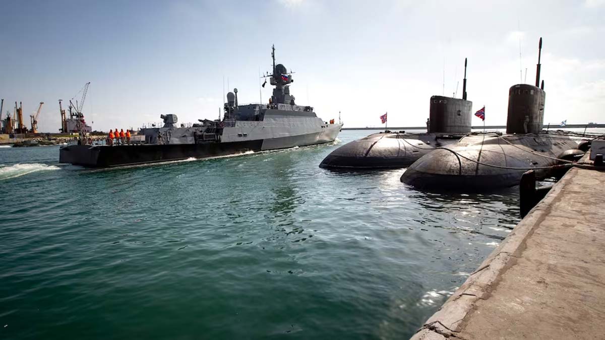 Russian Submarines Withdraw from Mediterranean: Strategic Setback After Tartus Loss