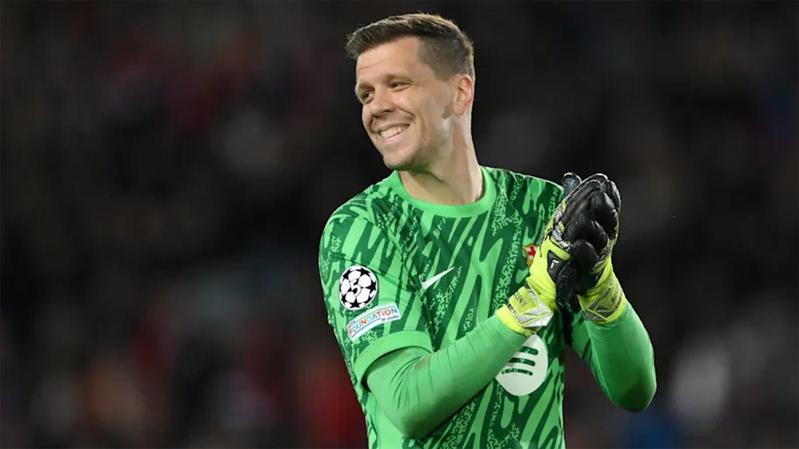 Szczesny Urges Future Polish Stars to Join Barcelona