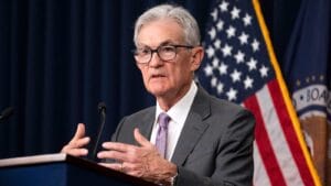 Fed Holds Rates Steady, Flags Risks Amid Tariff Impacts
