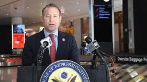 Rep. Gottheimer Calls for More Air Traffic Controllers Amid Newark Delays
