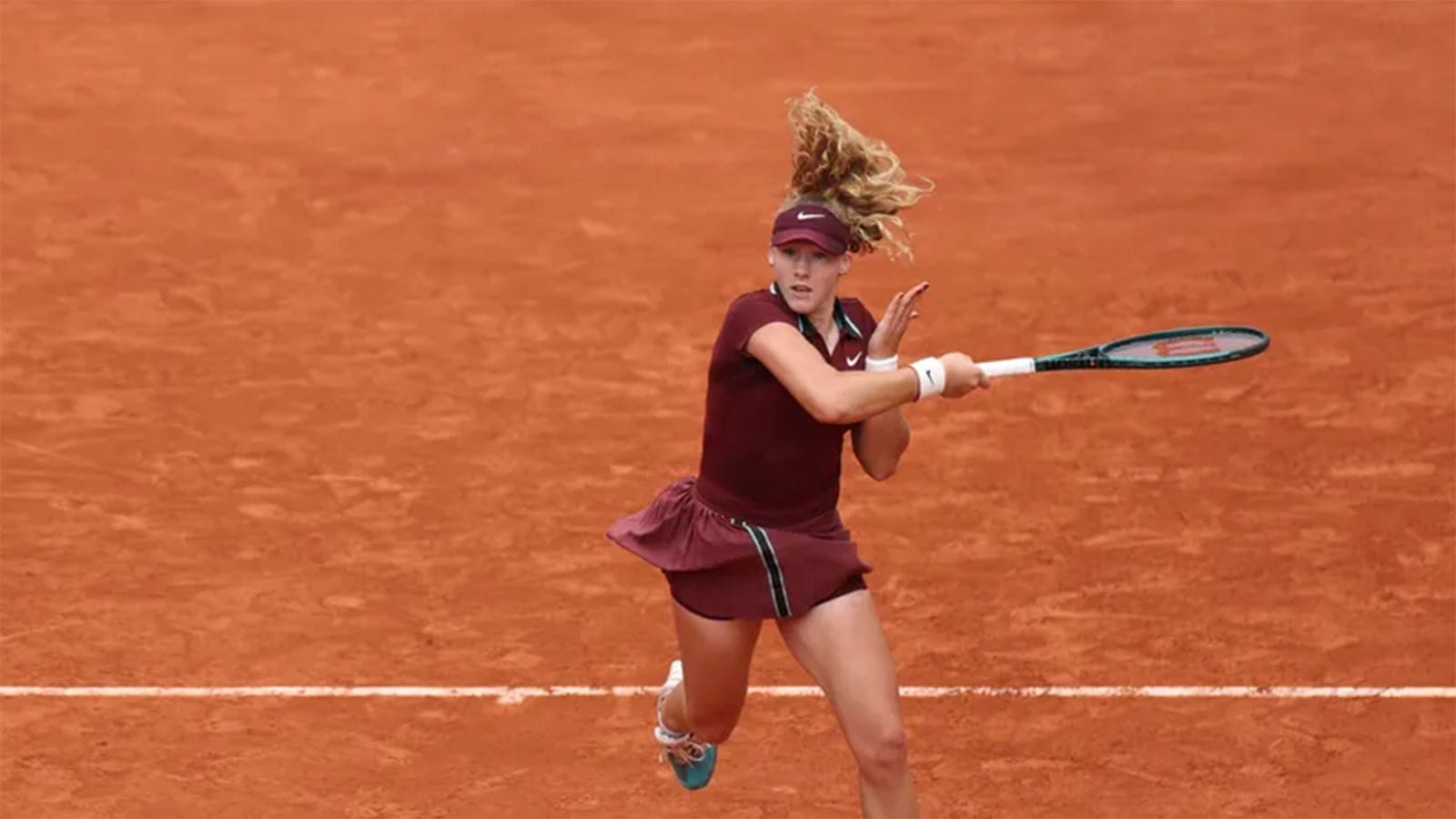 Mirra Andreeva Advances to French Open Third Round with Impressive Win