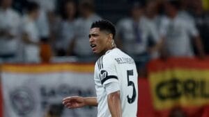 Jude Bellingham’s Generosity and Resilience: How Real Madrid’s Star Overcame Injury and Inspires Teammates