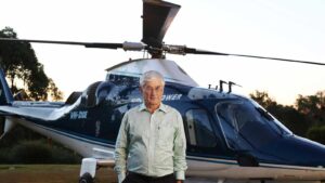 Dick Smith Challenges Aviation Industry with Electric Plane Goal