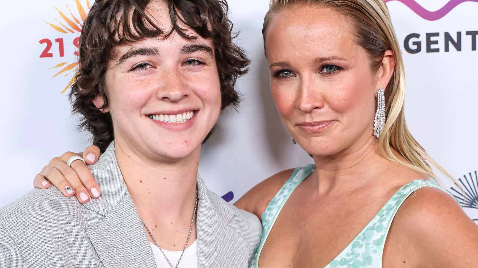 Anna Camp Defends 18-Year Age Gap with Girlfriend Jade Whipkey