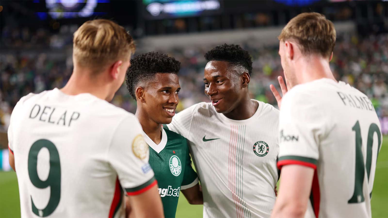 Enzo Maresca Praises Rising Star Estêvão and Prepares Chelsea for Future Challenges