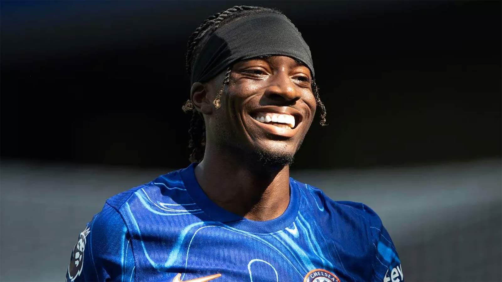 Noni Madueke’s Transfer to Arsenal Sparks Praise and Controversy