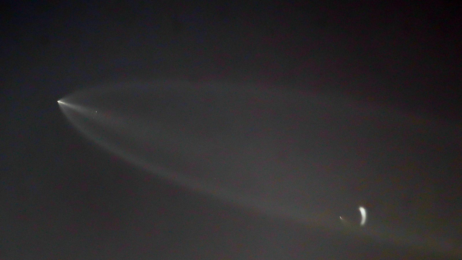 SpaceX Successfully Launches 24 Starlink Satellites from California