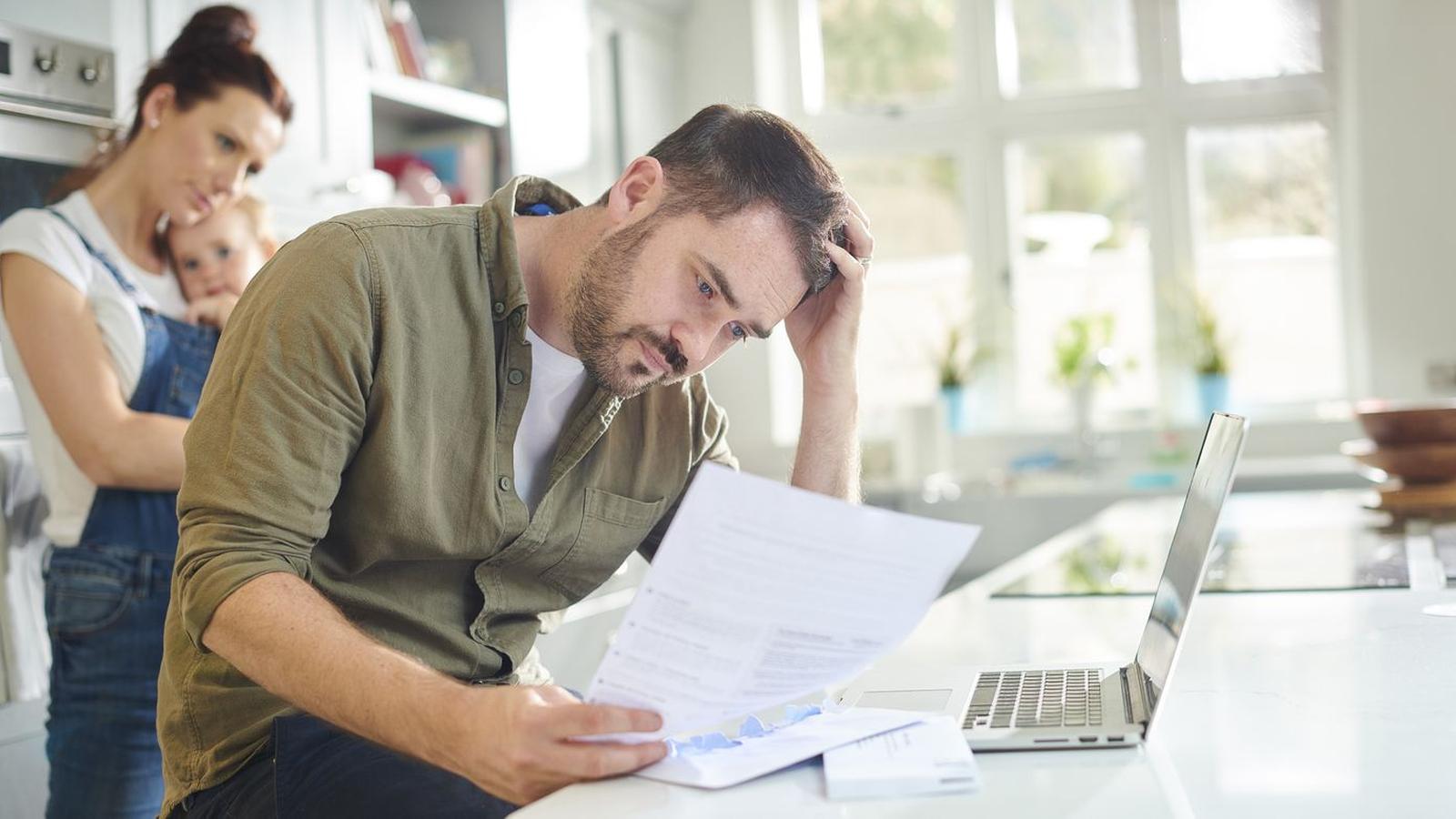 Causes and Effects of Global Economic Recessions