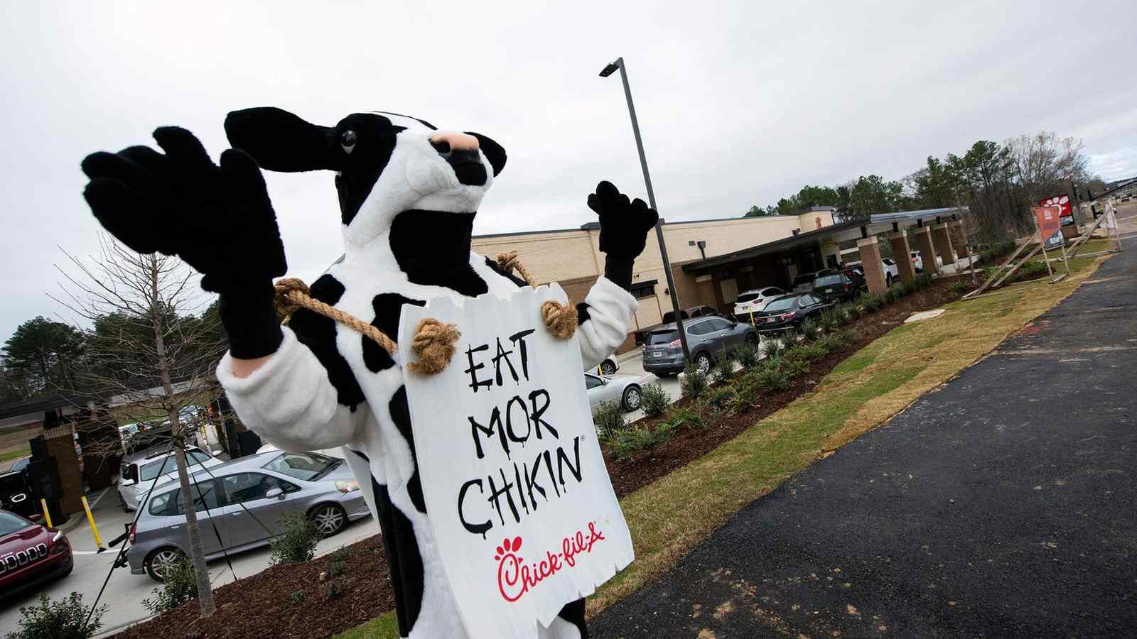 Chick-fil-A's Code Moo 2025 game offers free menu items, exciting digital missions, and exclusive merchandise. The program runs from July 15 to August 4, 2025, on the Chick-fil-A app.