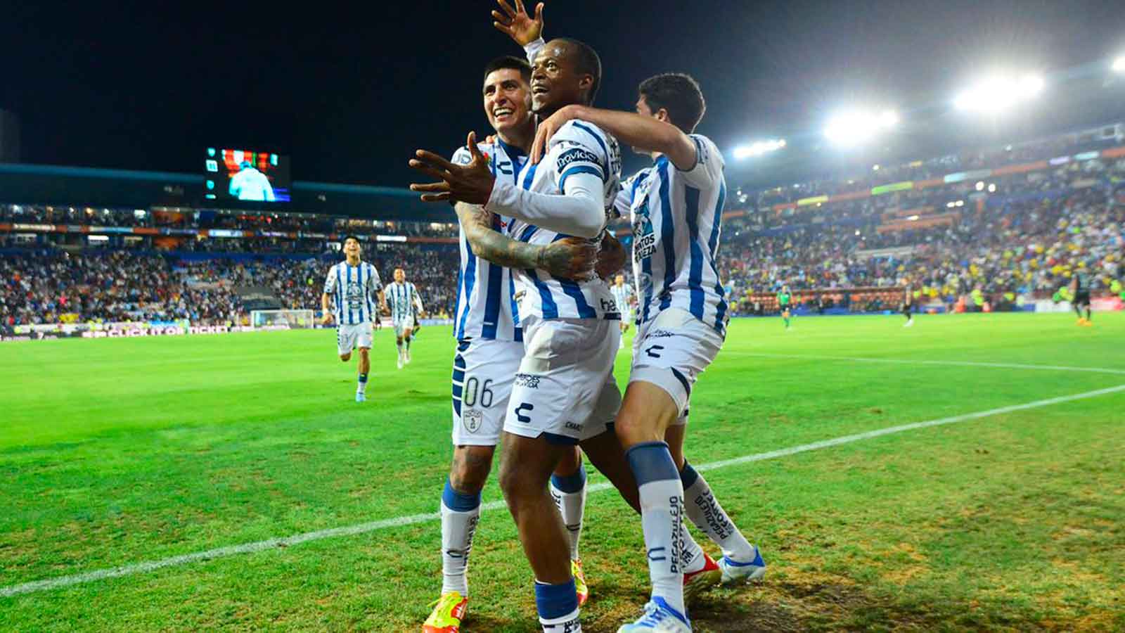 Pachuca Dominates Atlas with a Stunning 3-0 Victory