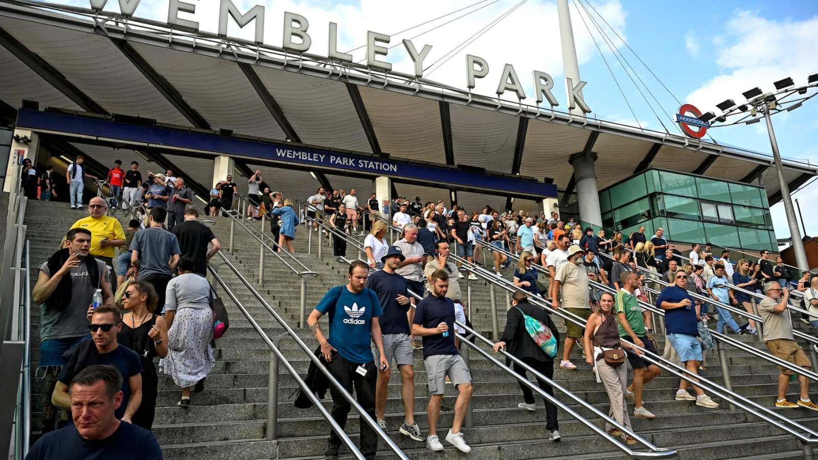 An Oasis fan tragically died after falling at the band's Wembley Stadium concert on July 25, 2025. The incident has left both fans and the band in shock, as authorities investigate.