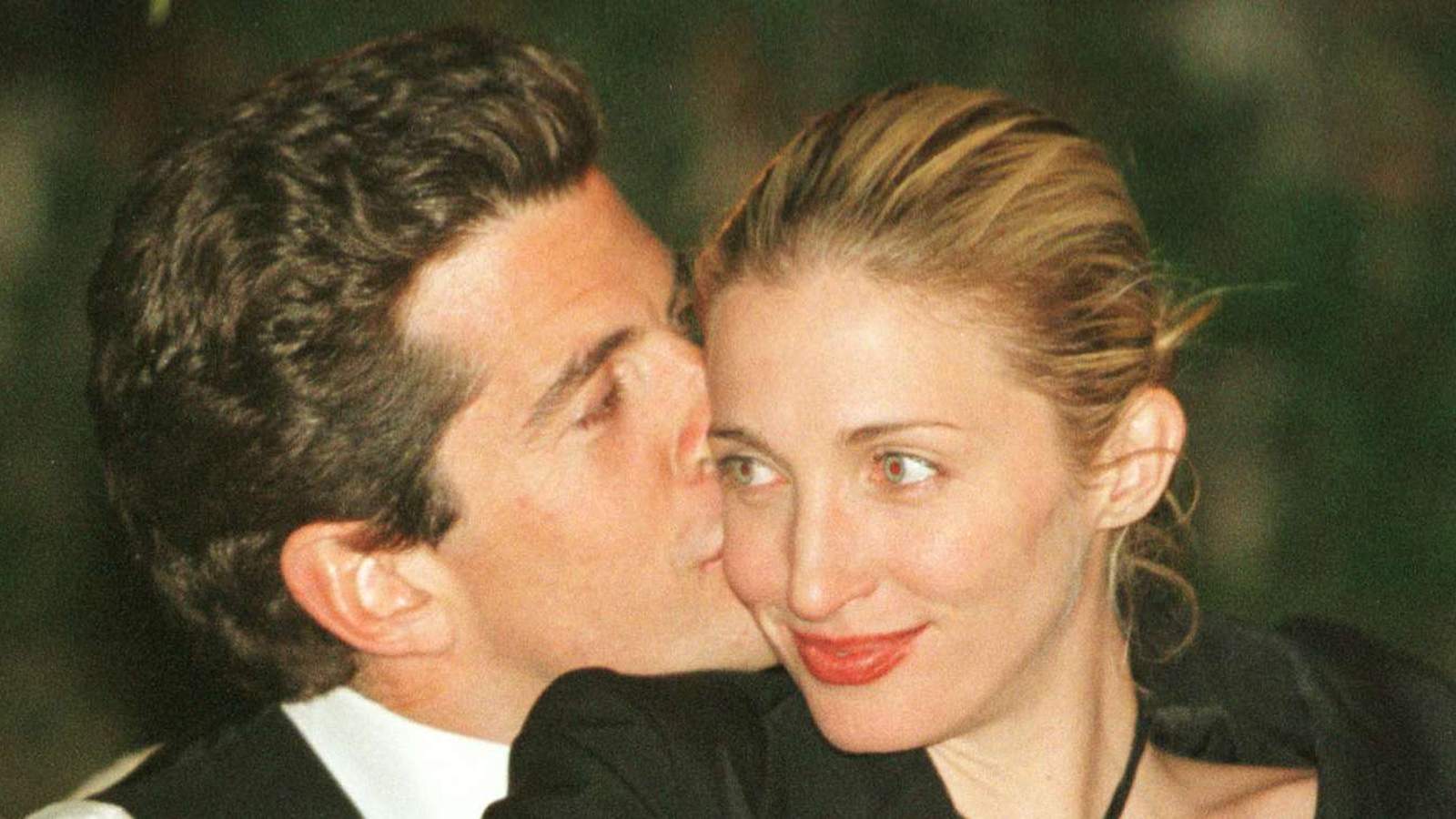 The Enduring Legacy of Carolyn Bessette-Kennedy: Rare Wedding Photos and Cultural Impact