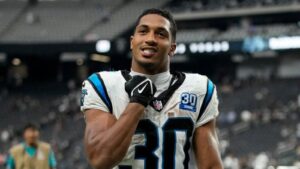 Chuba Hubbard’s Week 4 Status: Panthers RB Set to Play Despite Calf Injury