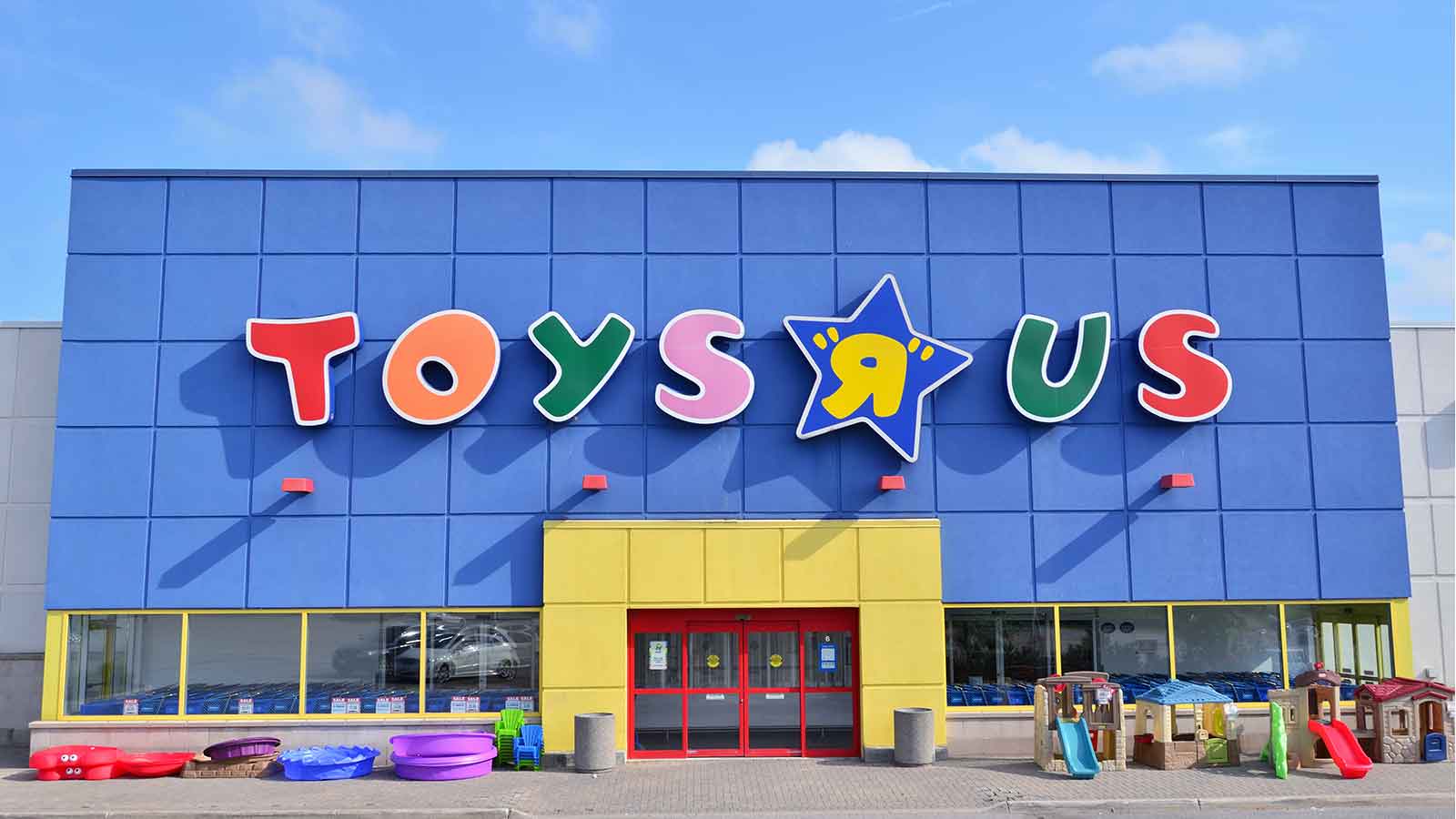Toys R Us Returns to Chicago with Grand Opening at Aurora Outlet