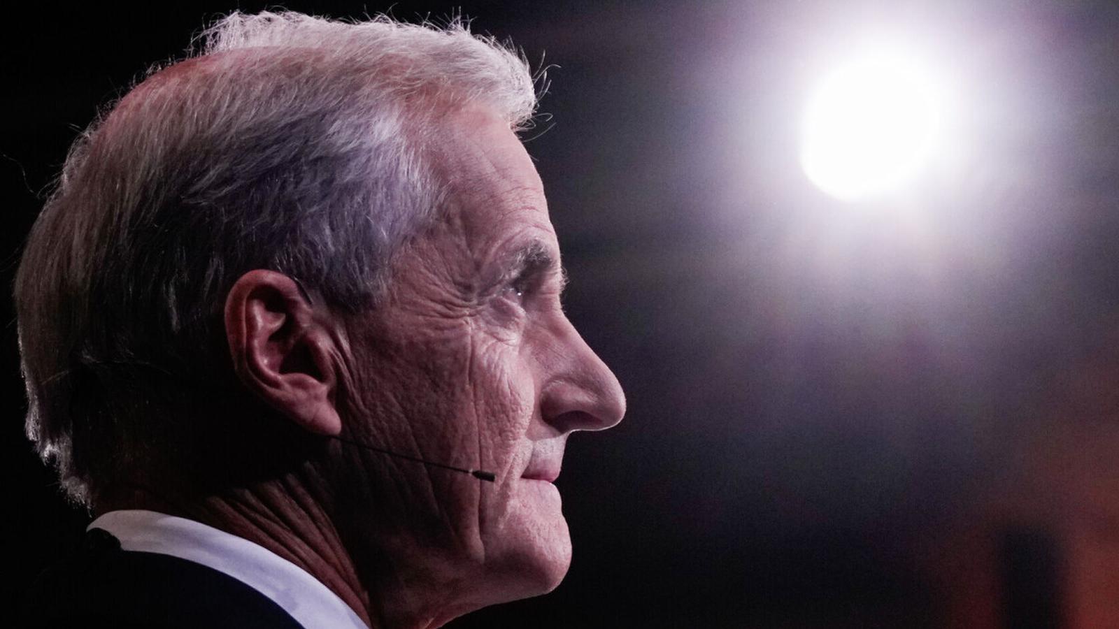 Norway's parliamentary elections have resulted in a tight race, with the Labour Party narrowly leading amid debates over wealth tax and rising living costs.