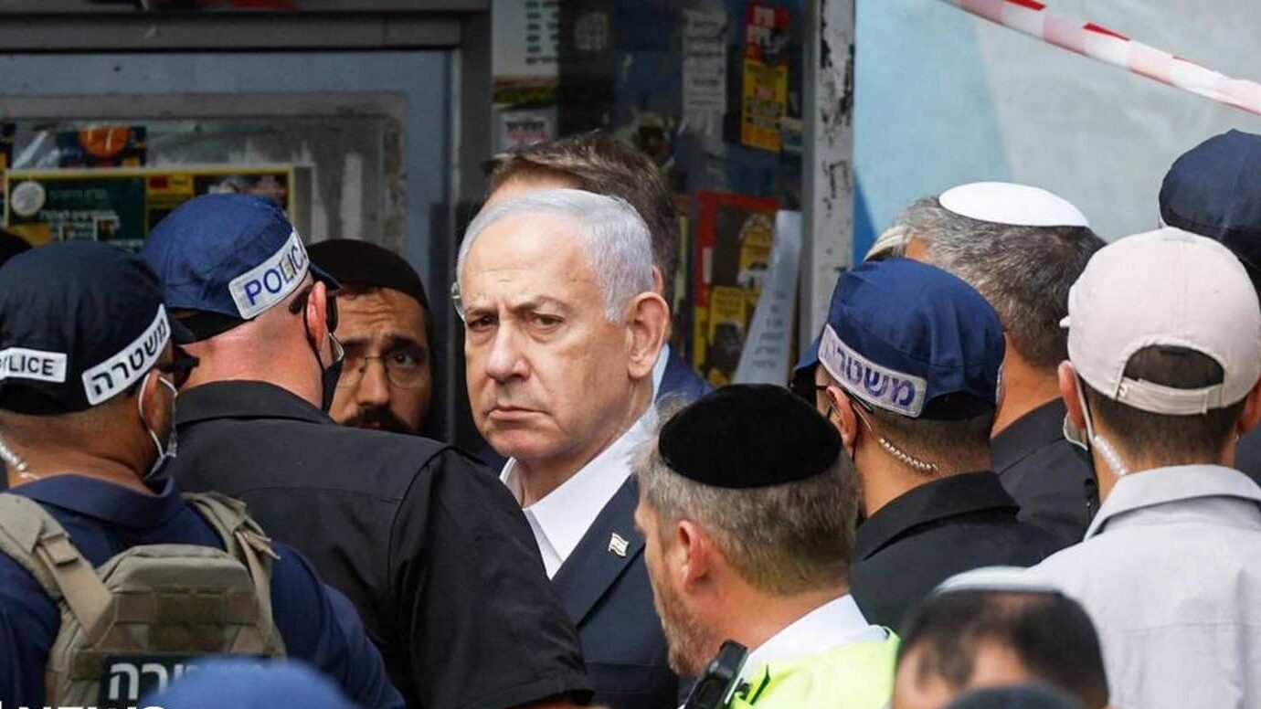 Jerusalem Shooting Leaves Five Dead, Sparks Political Tensions