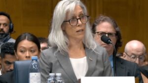 CDC Under Pressure: Vaccine Policy Faces Political Turbulence