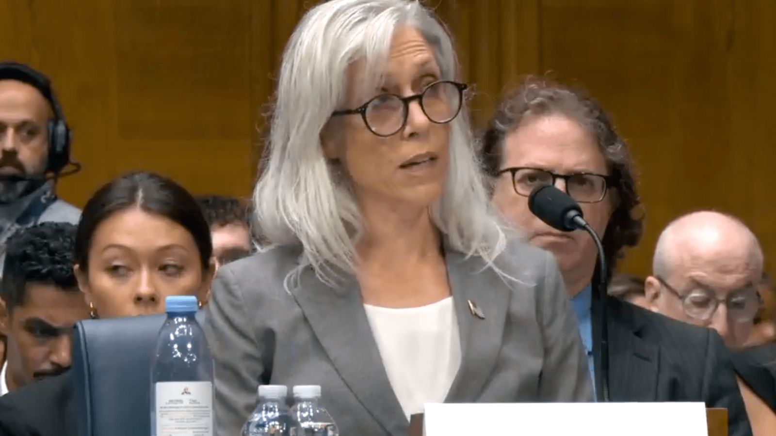 CDC Under Pressure: Vaccine Policy Faces Political Turbulence