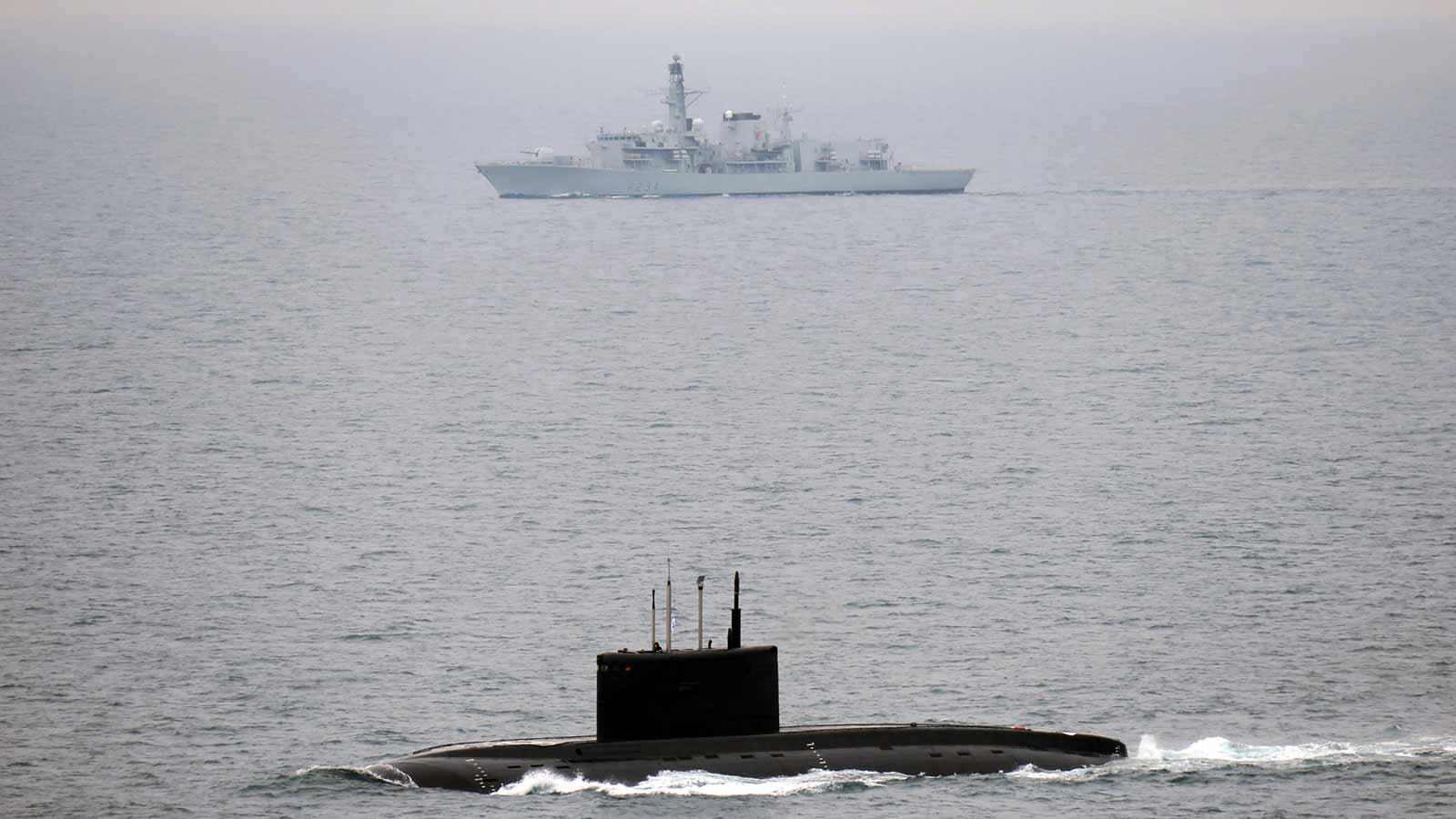 Russian Submarine Novorossiysk Surfaces Off France Amid Fuel Leak Reports