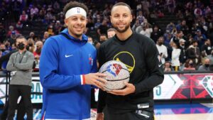 Warriors Sign Seth Curry, Reuniting Brothers for 2025–26 NBA Season