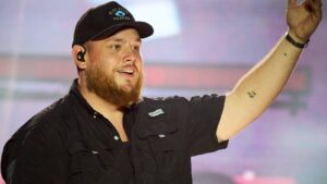 Luke Combs Sets Historic Stadium Tour for 2026: Dates, Guests & Milestones