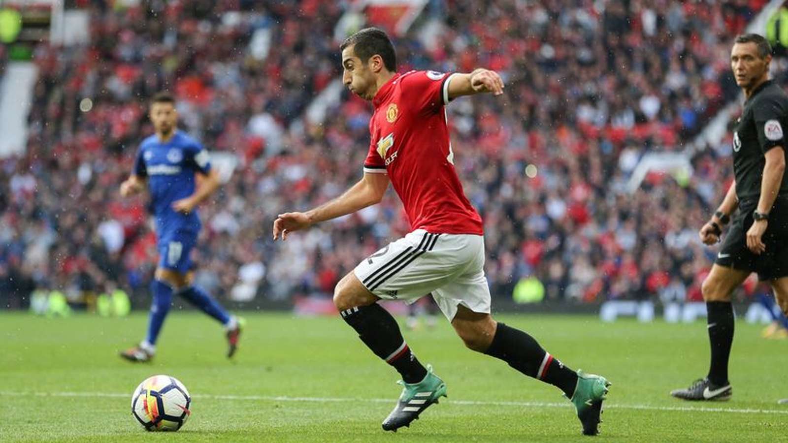 Henrikh Mkhitaryan’s autobiography reveals how Jose Mourinho’s relentless messaging shaped his departure from Manchester United, exposing the complex relationship between player and coach.