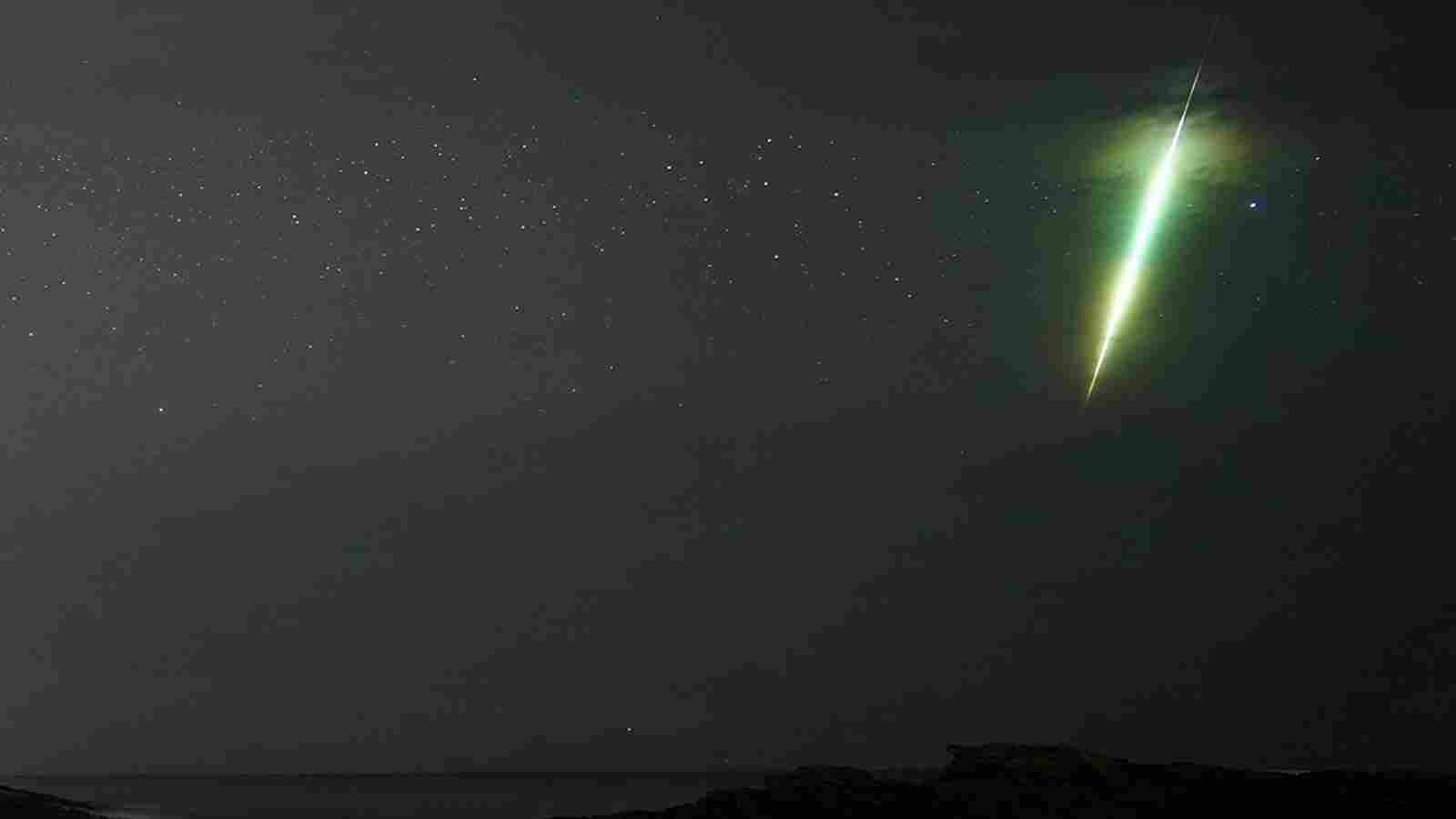 The Draconid meteor shower reaches its 2025 peak on October 8, offering a unique cosmic display shaped by the debris of comet 21P/Giacobini-Zinner. Despite bright moonlight, skywatchers can spot up to 10 meteors per hour—here’s what makes this shower special and how to catch it.