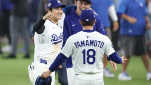 Blue Jays Halloween: Toronto’s World Series Quest Collides with Spooky Traditions and Stormy Weather