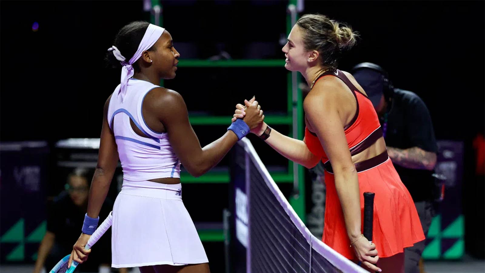 Sabalenka’s Power Prevails: Aryna Sabalenka Edges Coco Gauff in WTA Finals Thriller