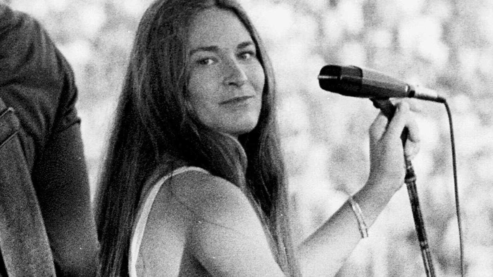 Donna Jean Godchaux, famed for her work with the Grateful Dead and her vocals on Elvis Presley's 'Suspicious Minds,' has died at 78 after a long battle with cancer. Her journey from Alabama session musician to rock hall-of-famer shaped a unique legacy in American music.