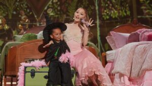 Wicked: One Wonderful Night – Behind the Magic, Best Moments and Surprises